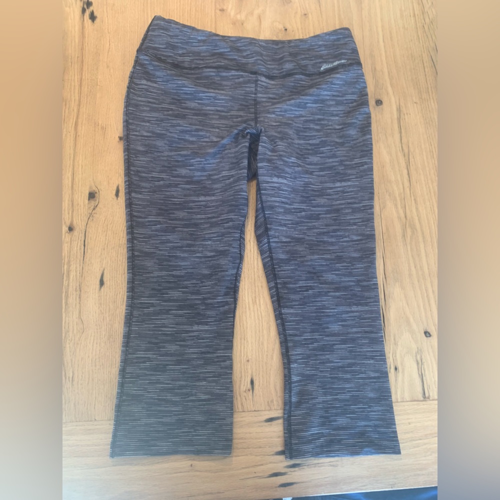 Eddie Bauer Stripes Capri Leggings Yoga‎ Pant Black White Women’s Large Preloved
